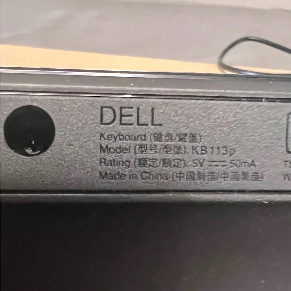 Brand New Dell Black Keyboard Model KB113p Slim French Canadian Multilingual